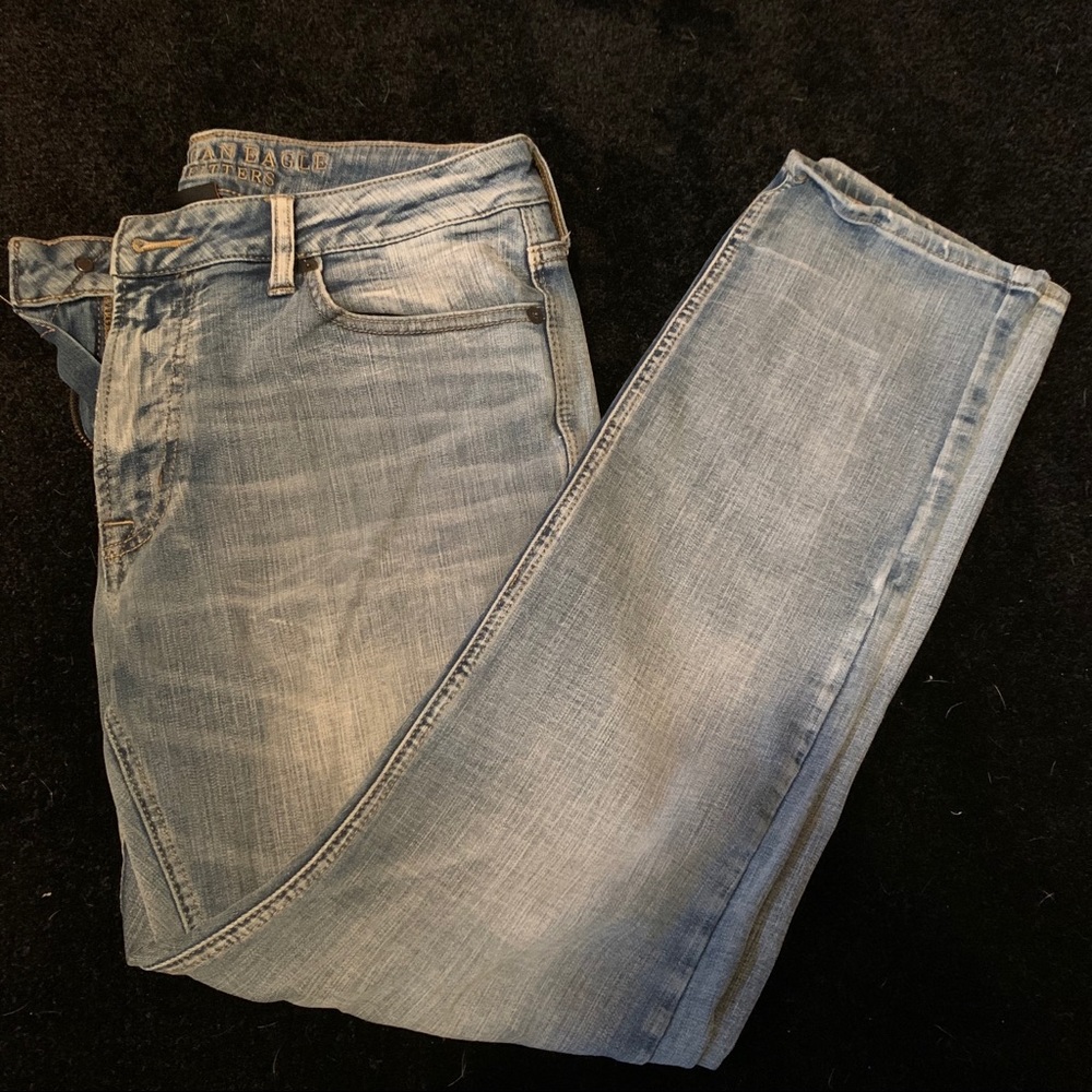 Light wash jeans